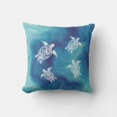 White Turtles Blue Ocean Watercolor Coastal クッション (正面)