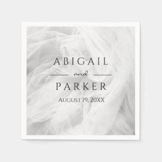 White Wedding Tulle with Newlywed Names スタンダードカクテルナプキン