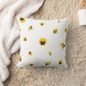 White Yellow Japanese Pansy Floral Pattern クッション (ブランケット)