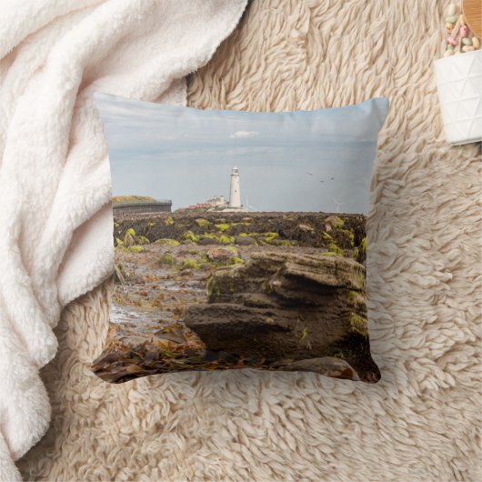 Whitley Bay lighthouse  クッション (ブランケット)