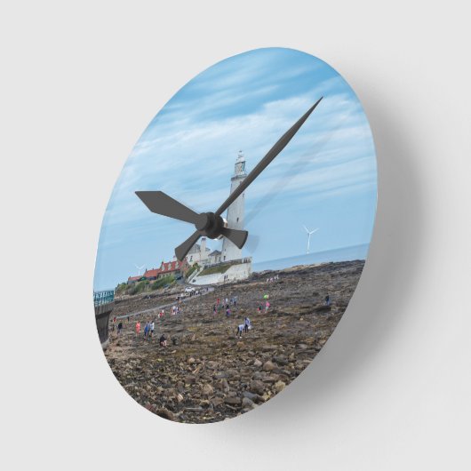 Whitley Bay lighthouse  ラウンド壁時計 (傾斜)