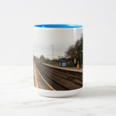 Whitley Bridge Railway Station ツートーンマグカップ (中央)