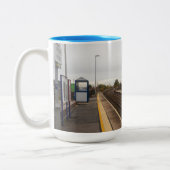 Whitley Bridge Railway Station ツートーンマグカップ (左)