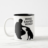 Who saved who mug black print ツートーンマグカップ (左)