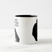 Who saved who mug black print ツートーンマグカップ (中央)