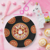 Whole Pizza Happy Birthday Party Design ペーパープレート (パーティー)