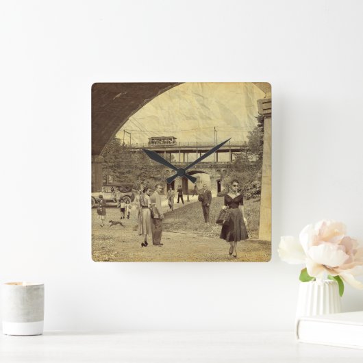 Who's that girl? スクエア壁時計 (ホーム)