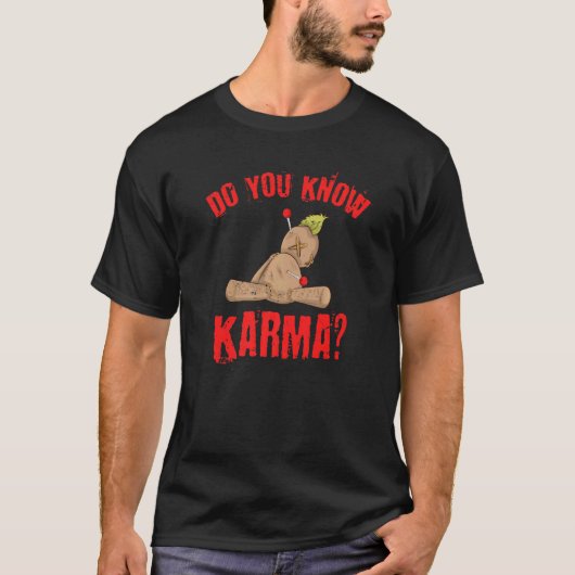 Wiccaウィッチクラフト知っているカーマブードゥー人形 Tシャツ (正面)