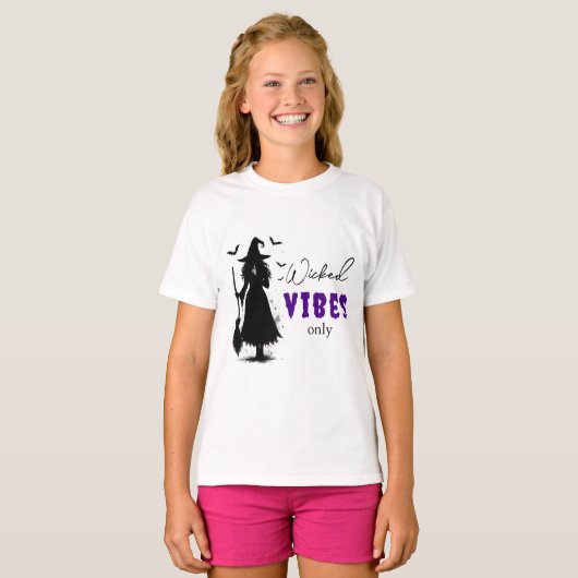 "Wicked Vibes Only" - Halloween Black Witch – Tシャツ (正面フル)