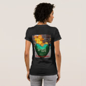 Wicky Flameハート- Bella+Canvas Women's Slim Fit Tシャツ (裏面フル)