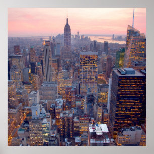 Wide view of Manhattan at sunset ポスター