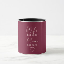 Wife & Mom Est. – Minimalist Valentine Gift マグカップ