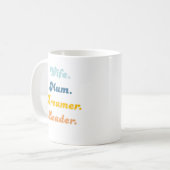 Wife Mum Dreamer Leader Groovy Retro Typography コーヒーマグカップ (正面左)