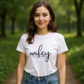 Wifey Established Personalized Year Tシャツ