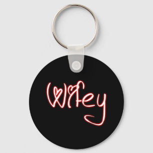 Wifey Keychain -白黒レッドとハートフォント キーホルダー