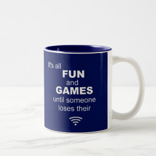 WiFiおもしろいインターネットの喪失 – 青 ツートーンマグカップ