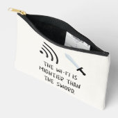 WiFiは剣よりも強い アクセサリーポーチ (見開き)