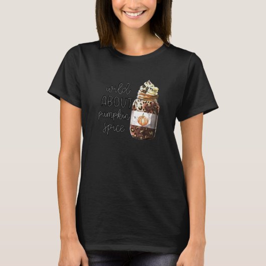 Wild About Pumpkin Spice Leopard Print Pumpkins Au Tシャツ (正面)