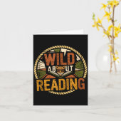 Wild about reading books reader lover librarian カード (黄色い花)