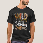 Wild About's Books 読 Reader Bookworm Libraria Tシャツ (正面)