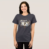 Wild Affection – Wolves in Love Illustration トライブレンドＴシャツ (正面全面)