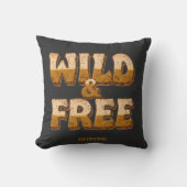 Wild and Free - レトロ70年代グルービータイポグラフィ クッション (正面)