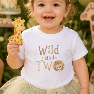 Wild and Two ライオン 2歳の誕生日 女の子 Tシャツ