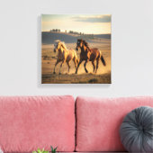 Wild Companions at Sunset – Running Horse Wall Art キャンバスプリント (インサイチュ (リビング))
