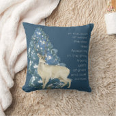 Wild Deer Footprints in Snow – Winter Nature Art クッション (ブランケット)