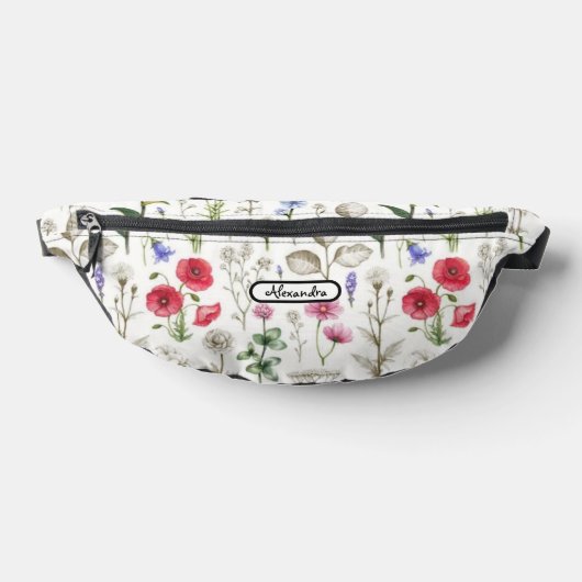 Wild Flowers Illustration Pattern – Hand-Drawn  ファニーパック (レイダウン)