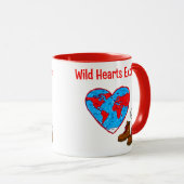 Wild Hearts Explore地図とハイキングブーツアート マグカップ (正面右)