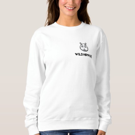 WILD HIPPO® Signature Graphic Tee – Premium Combed スウェットシャツ (正面)