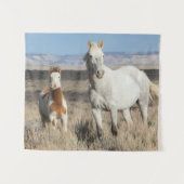 Wild Horses at Home in the Sandwash Basin タペストリー (正面(横))