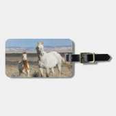 Wild Horses at Home in the Sandwash Basin ラゲッジタグ (正面横)