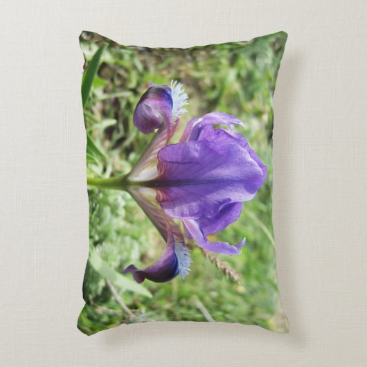 Wild Iris Accent Pillow アクセントクッション (正面(垂直))