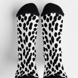 Wild Leopard Energy – Bold Animal Print Fashion ソックス
