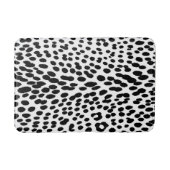 Wild Leopard Energy – Bold Animal Print Fashion バスマット (正面)