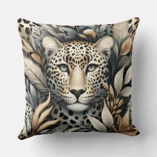 Wild Leopard In Brown  クッション (裏面)