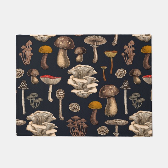 Wild Mushrooms  on graphite black ドアマット (正面)