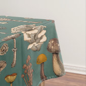Wild Mushrooms  on pine green テーブルクロス (インサイチュ)
