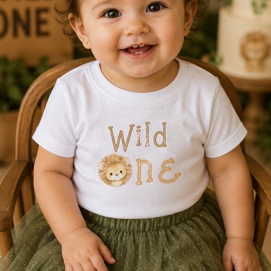 Wild One ライオン 1歳の誕生日 女の子 Tシャツ