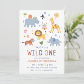 Wild One 1st Birthday Safari Animals Cute Kids 招待状 (スタンド正面)