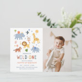Wild One 1st Birthday Safari Animals Cute Photo 招待状 (スタンド正面)