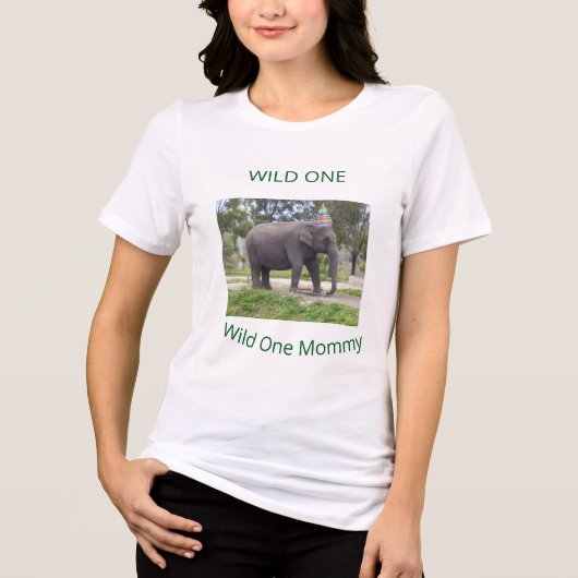 Wild One Elephant Mom Celebration トライブレンドＴシャツ (正面)