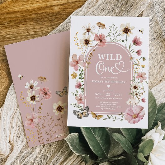 Wild One: Muted Blush Wildflower 1st Birthday 招待状