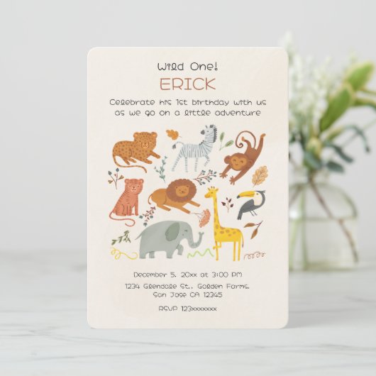 Wild One Safari First Birthday Invitation for Boys 招待状 (スタンド正面)