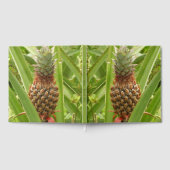Wild Pineapple Tropical Fruit in Nature ゲストブック (全面)