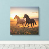 Wild Prairie Run – Horses at Sunset Wall Art キャンバスプリント (インサイチュ (ウッドフロア))