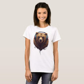 Wild Resonance – Abstract Bear with Headphones Tシャツ (正面フル)