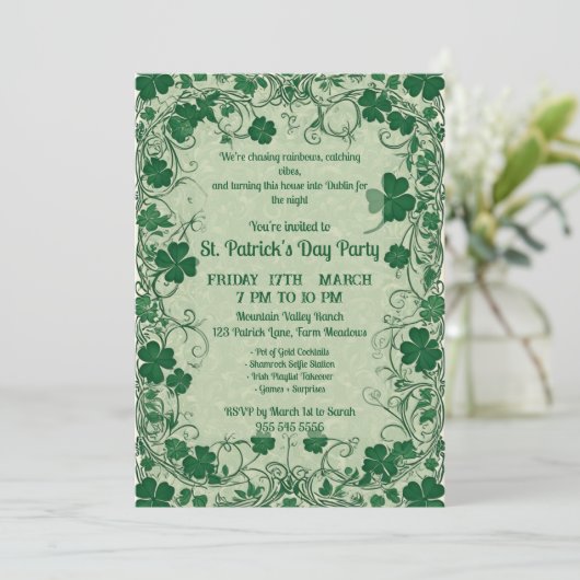Wild Shamrock Vine Funky Saint Patricks Day Party  招待状 (スタンド正面)